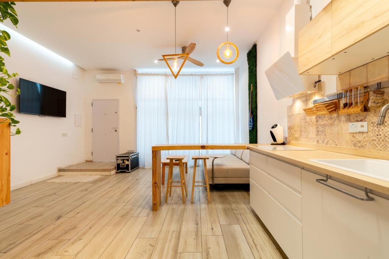 Apartment Holi-rent Luis Montoto